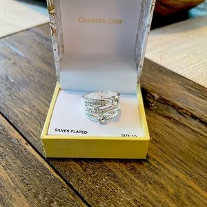 Stunning left or right hand ring